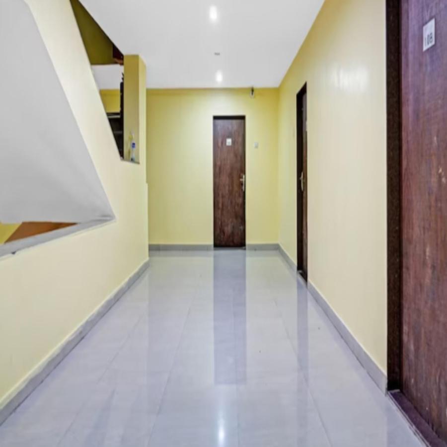 Carnival Hotel Poona Buitenkant foto
